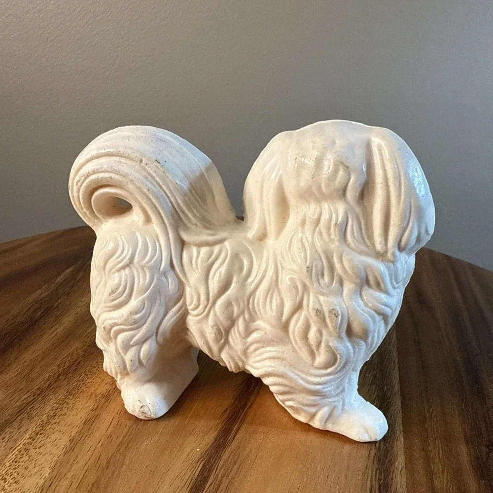Vintage avon royal pekingese Fernerie Decorative Pomander